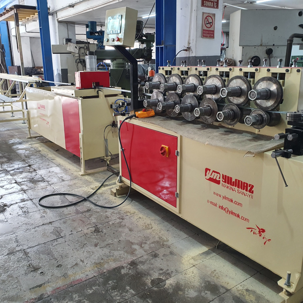 roll-forming-machine-for-upvc-steel-profile